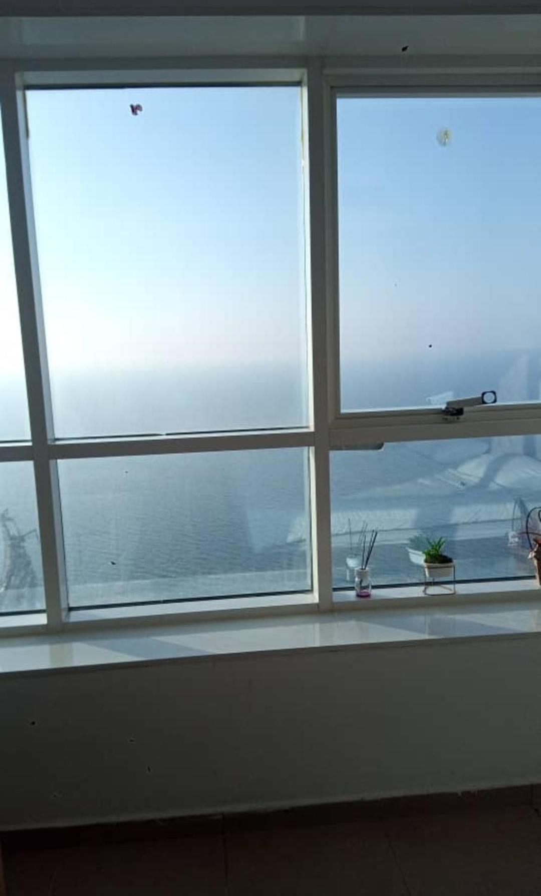 Luxury Sea View Amazing Room Double Bed - Room Inside Apartment Ajman Luaran gambar